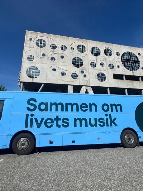 Image alternate text here.